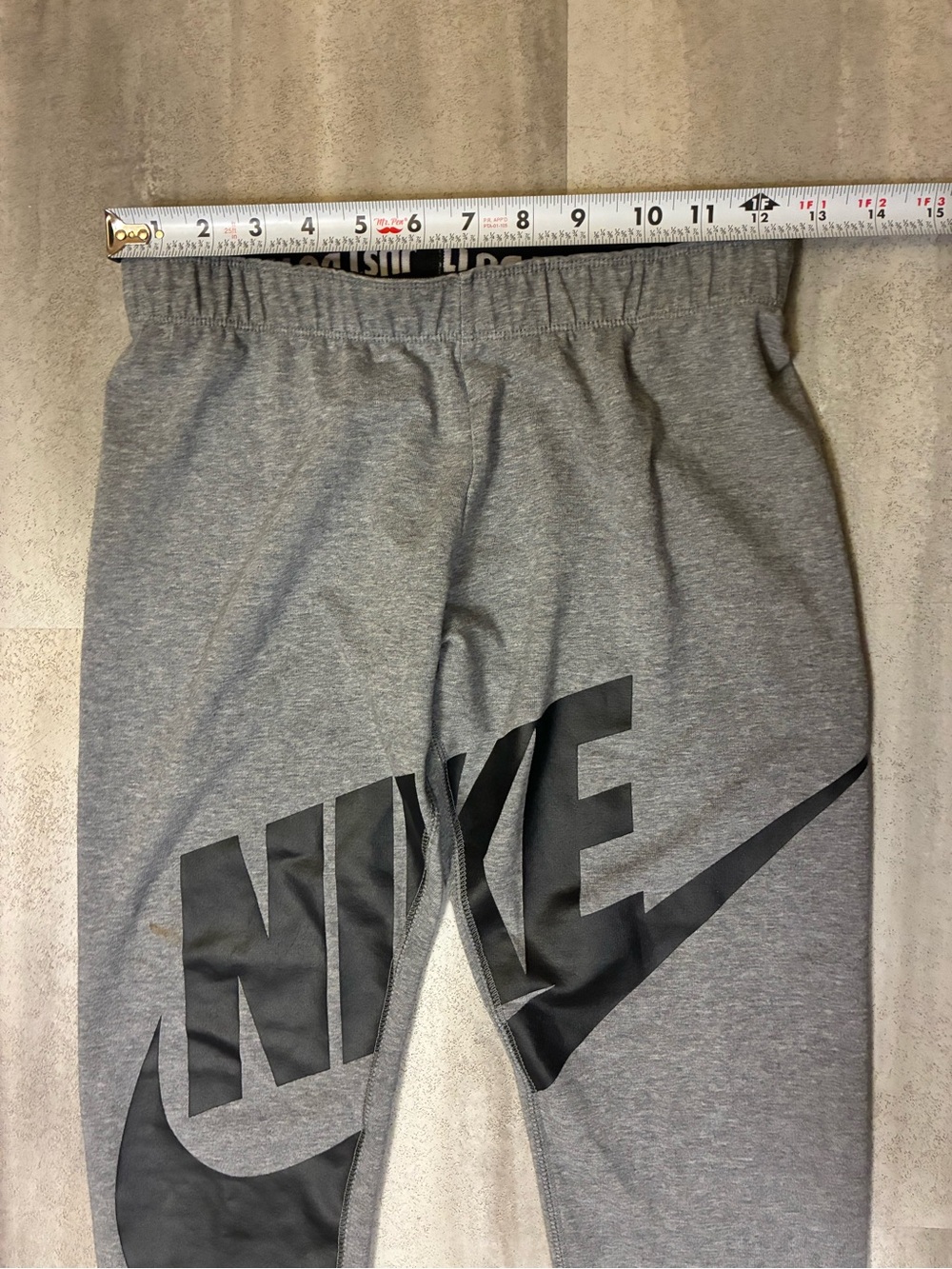 Nike Gray Sweatpants with Black Logo - Picture 4 of 9